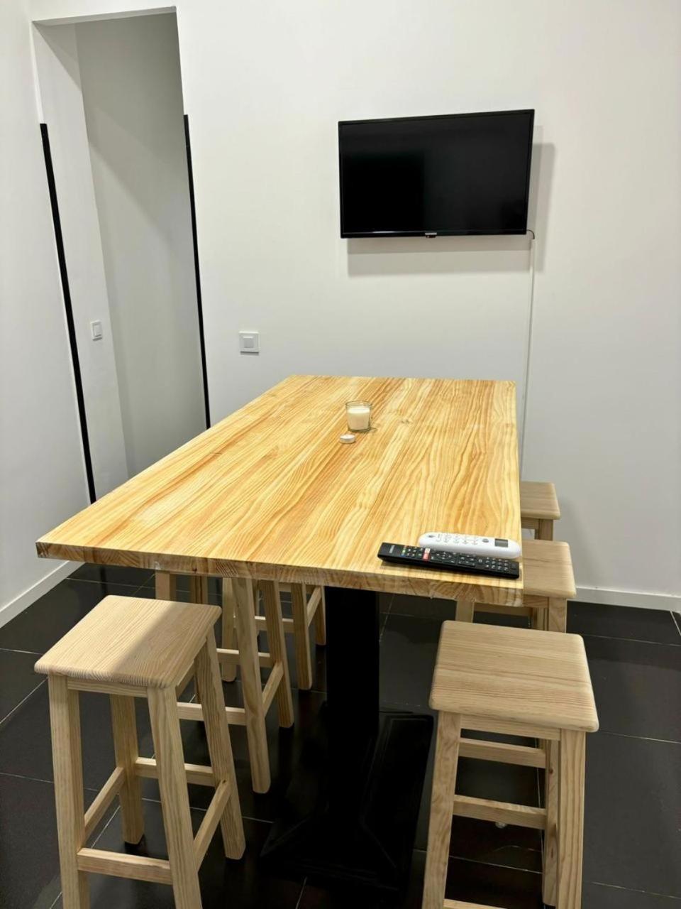 Local Adaptado Apartment